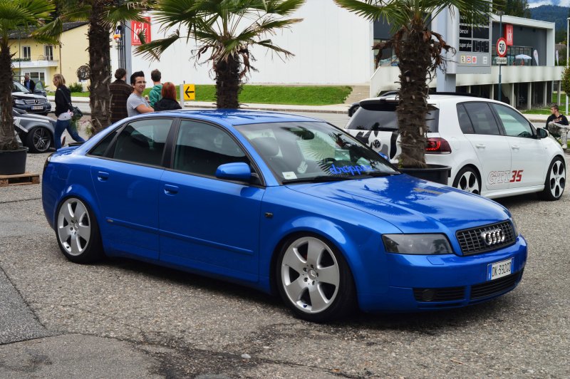 Audi a4 b6 Tuning Blue