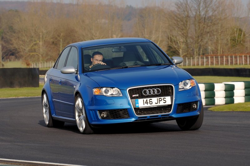 Audi rs4 2004