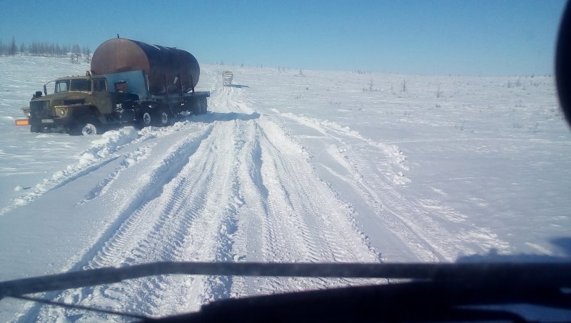 КАМАЗ нефтевоз на севере