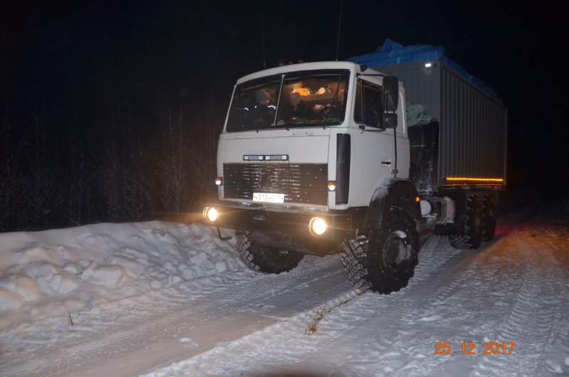 КАМАЗ 43118 зимник Якутии