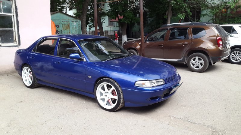 Мазда Кронус 1993