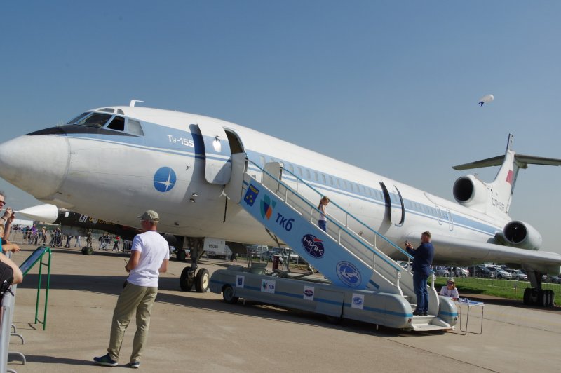 Экспериментальный самолет ту-155