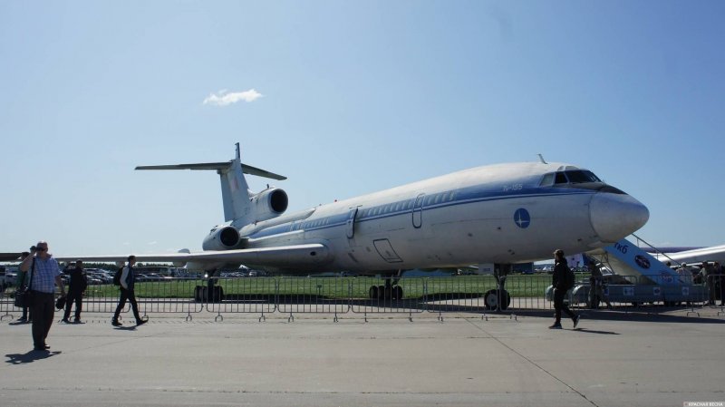 Ту 155 самолет