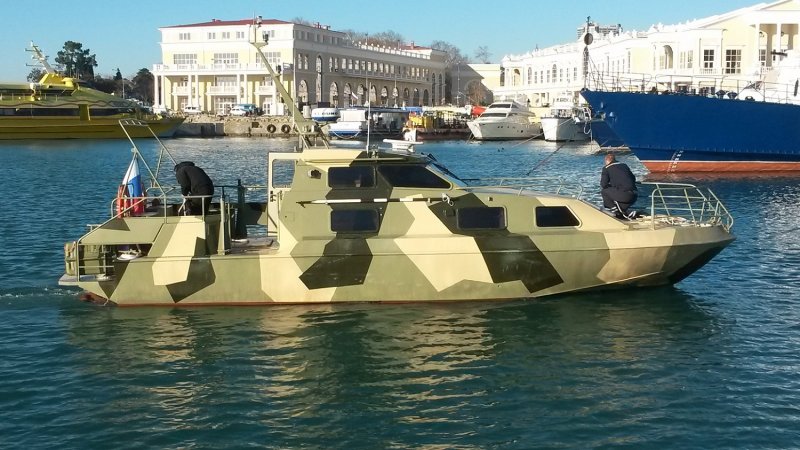 Военный катер
