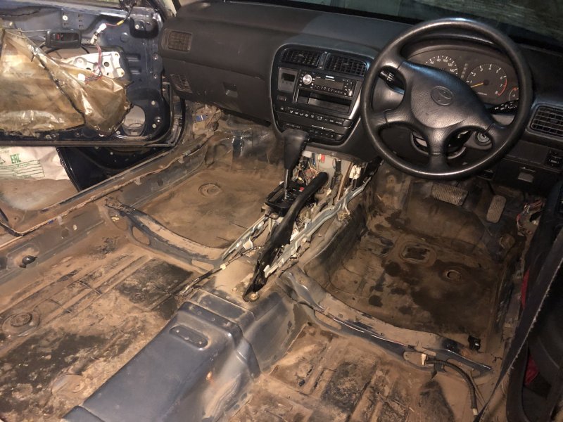 Toyota Carina 1995 салон