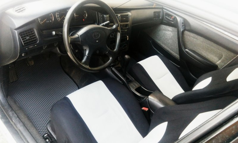 Toyota Carina 1992 салон