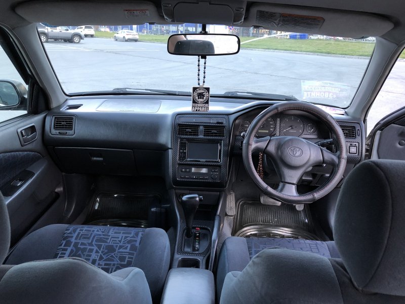 Toyota Carina 2000 салон