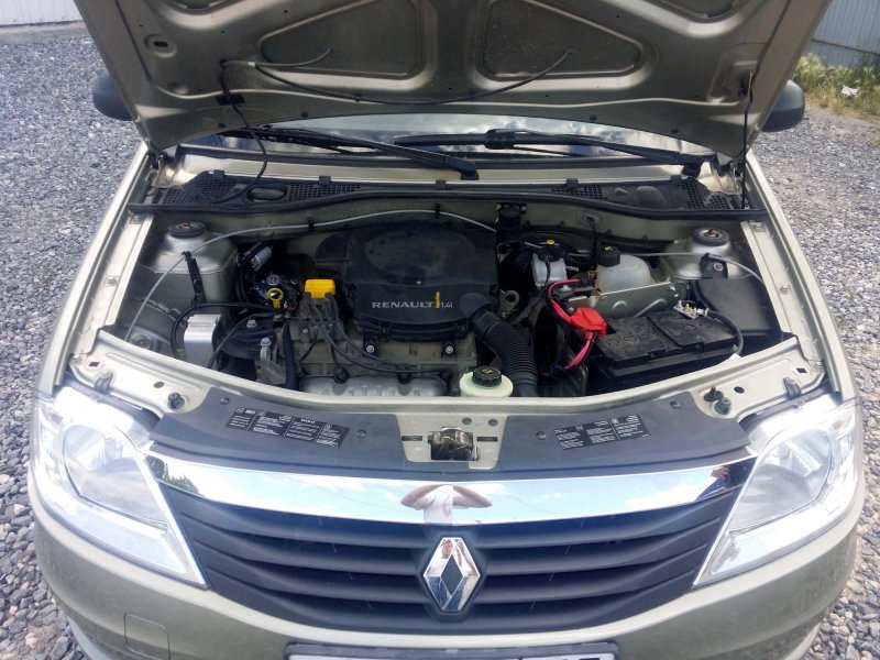 Renault Logan 2 под капотом