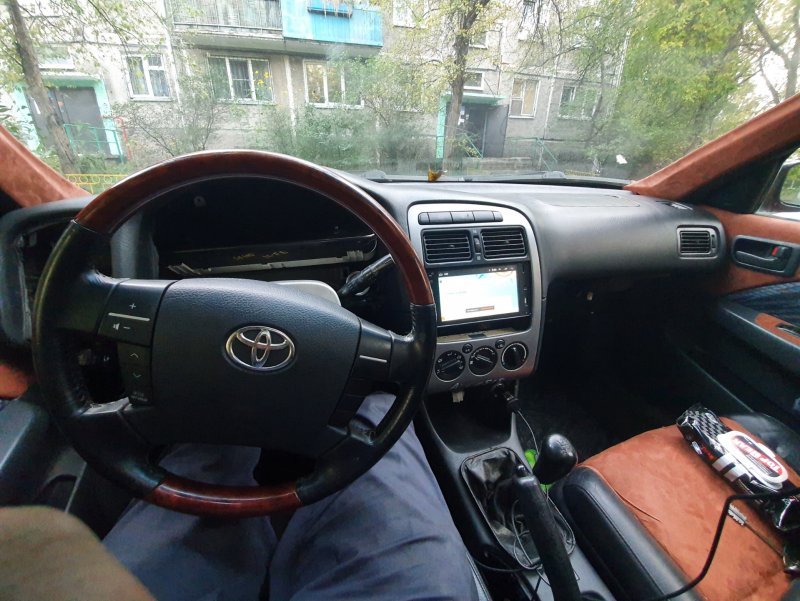 Покраска панели Авенсис