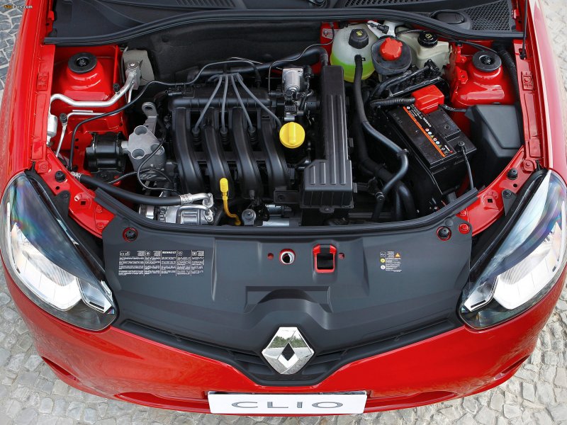 Renault Clio 2 под капотом