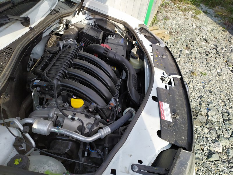 Renault Scenic 2014 под капотом
