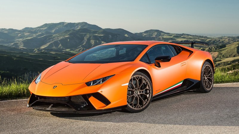 Lamborghini Huracan Performante оранжевая