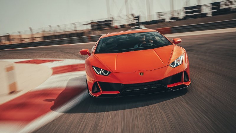 Lamborghini Huracan pofermante оранжевый