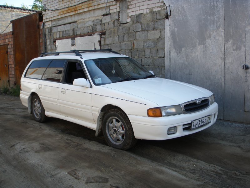 Mazda Capella Wagon 2000