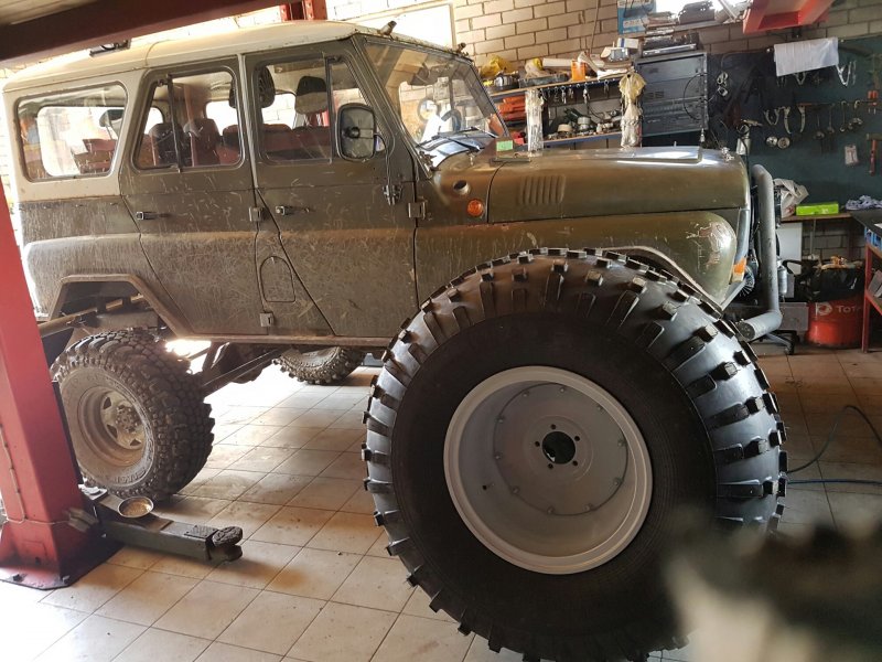 УАЗ 469 на колесах низкого давления