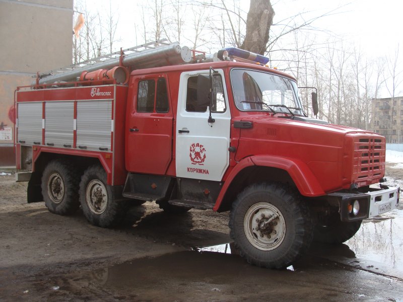 ЗИЛ-4334 АЦ