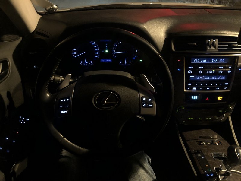 Lexus is 250 2008 Пересвет