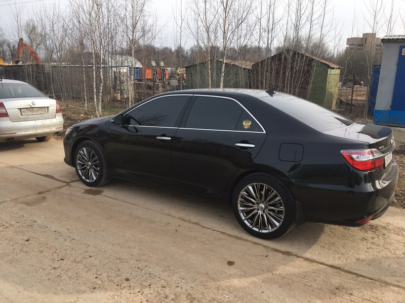 Toyota Camry 2 2012 белый