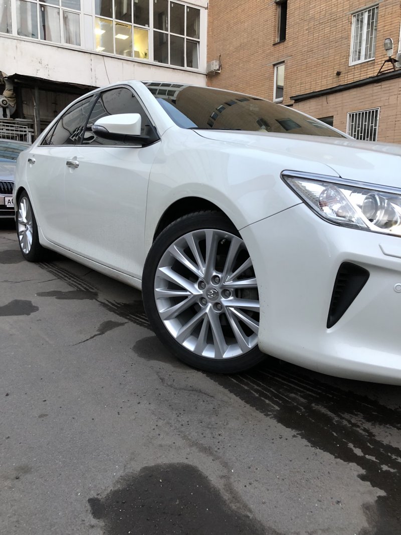Камри 40 Vossen VFS 4