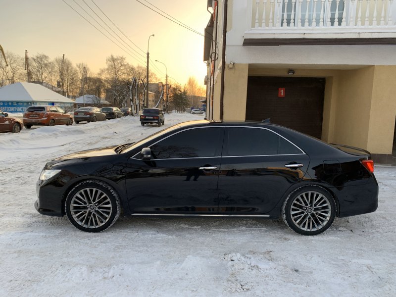 Toyota Camry 50 r18