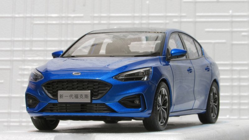 Ford Focus 4 хэтчбек