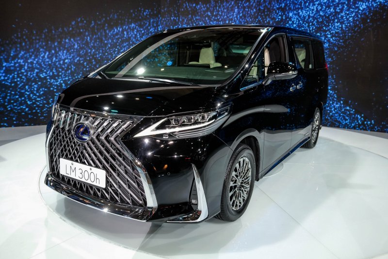 Lexus Ln 300h