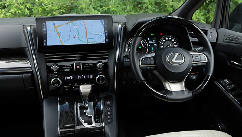 Lexus lm300h