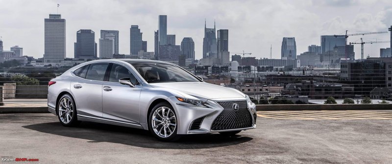 Lexus LM White 2021