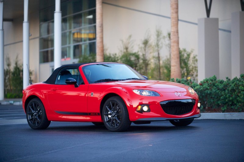 Mazda MX-5 Miata 2014