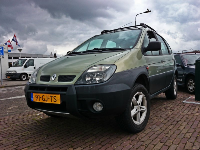 Ренаулт Scenic rx4
