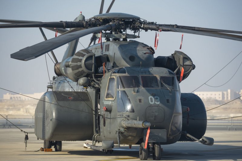 MH 53 вертолет