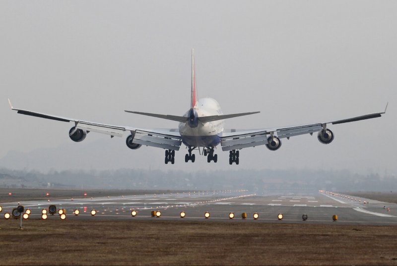 Боинг 747 посадка