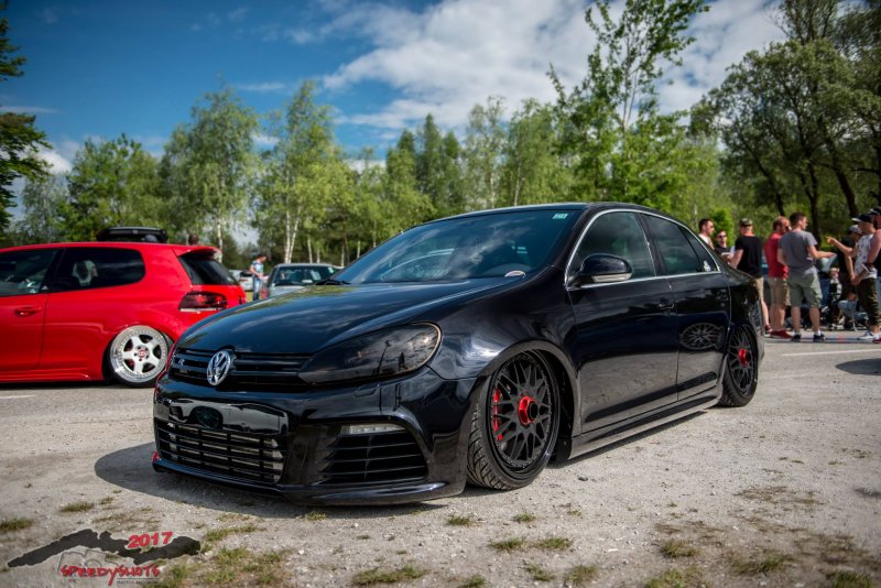 Volkswagen Golf седан тюнинг