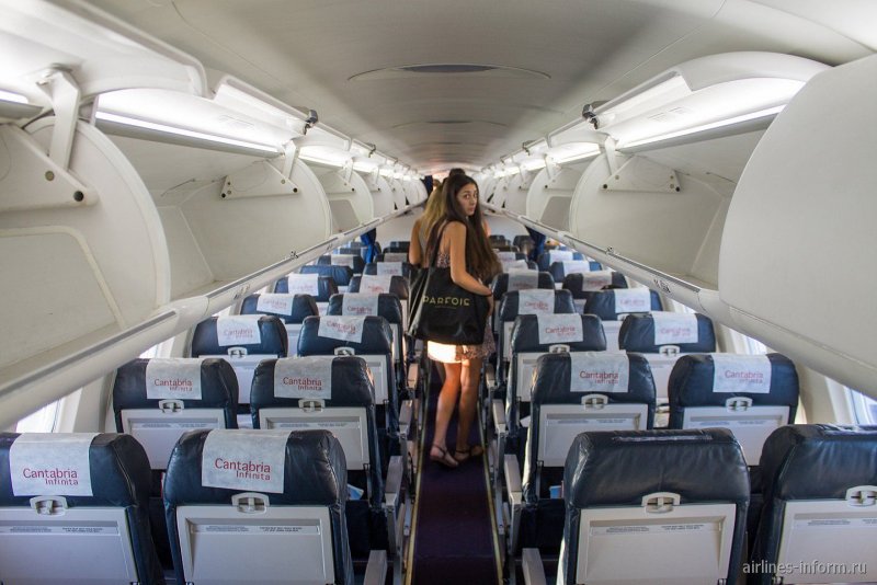 Bombardier crj1000 салон
