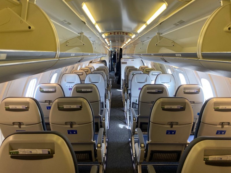 Canadair CRJ 200
