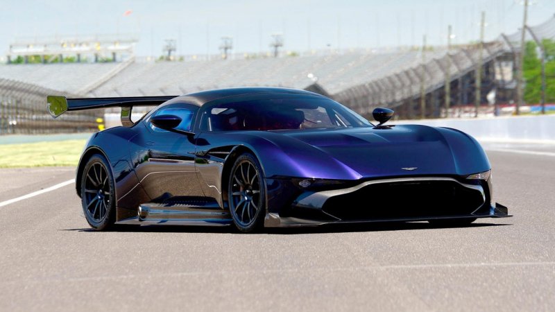 2016 Aston Martin Vulcan