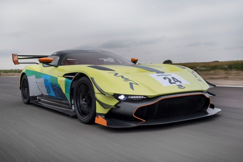Aston Martin Vulcan 2016 Hypercar