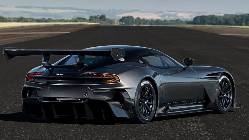 2016 Aston Martin Vulcan