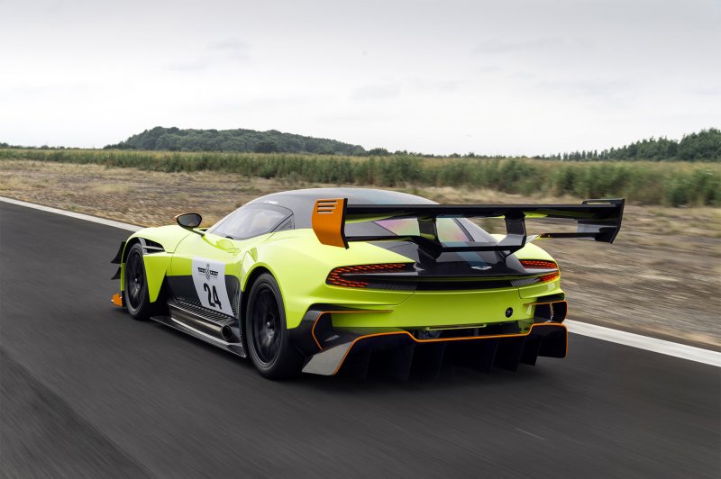 2016 Aston Martin Vulcan