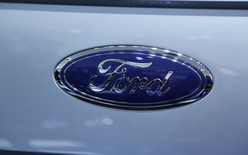 Ford значок
