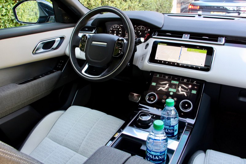 Land Rover Velar Interior