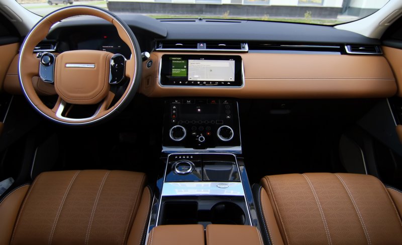 Range Rover Velar салон