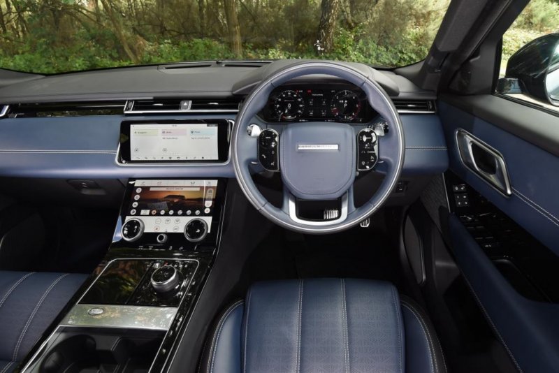 Range Rover Velar 2017 салон