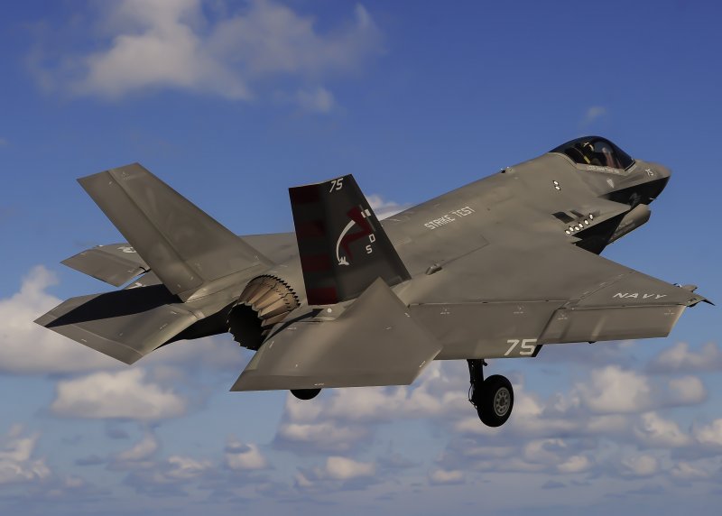 F 35 истребитель