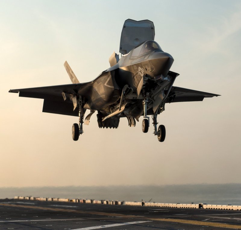 F 35 истребитель