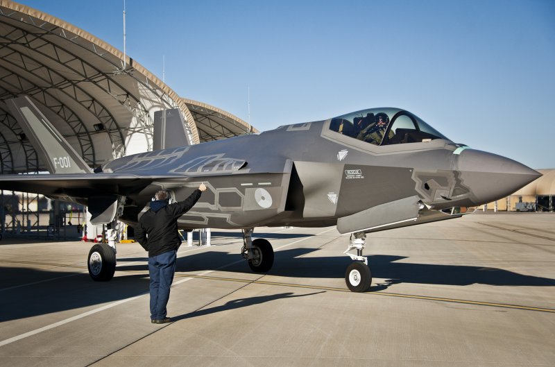 F 35 истребитель