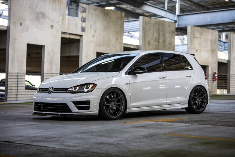 Golf 7 White