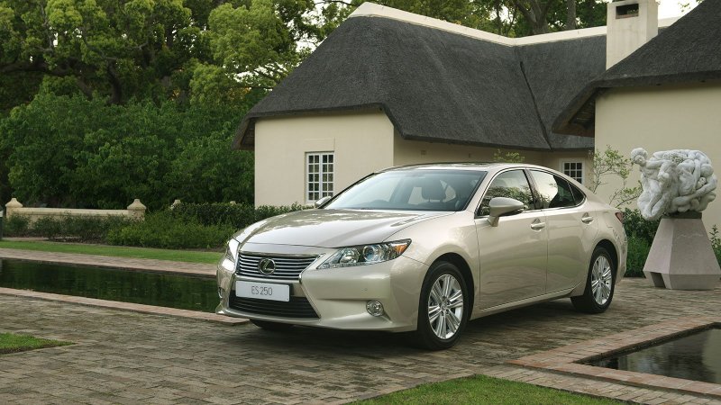 Lexus es 250 2013