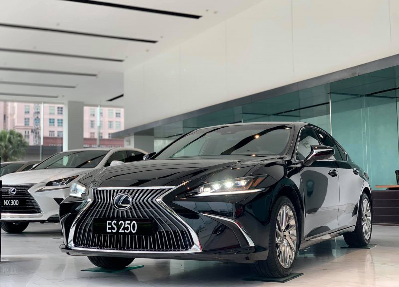 Lexus es 2020