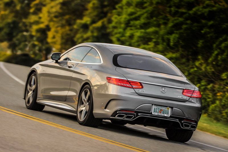 Мерседес Бенц c63s AMG